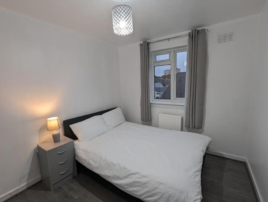 3 Bedroom Apartment Sleeps 8 Edimburgo Exterior foto