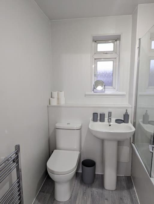 3 Bedroom Apartment Sleeps 8 Edimburgo Exterior foto