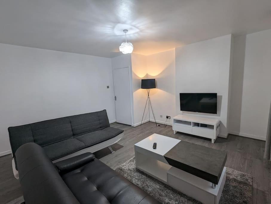 3 Bedroom Apartment Sleeps 8 Edimburgo Exterior foto