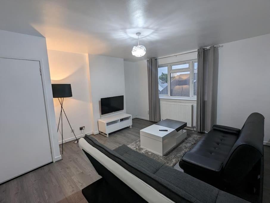 3 Bedroom Apartment Sleeps 8 Edimburgo Exterior foto