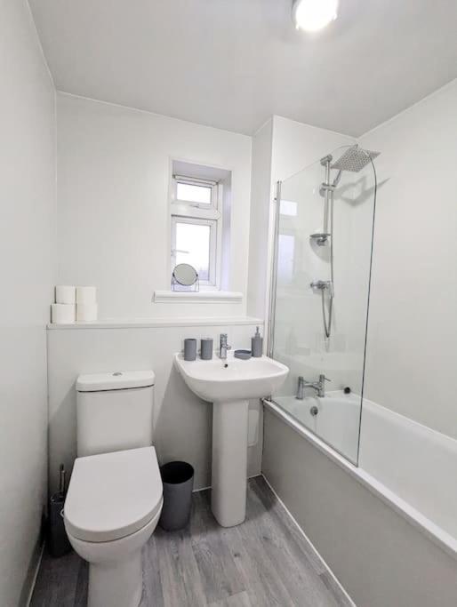 3 Bedroom Apartment Sleeps 8 Edimburgo Exterior foto